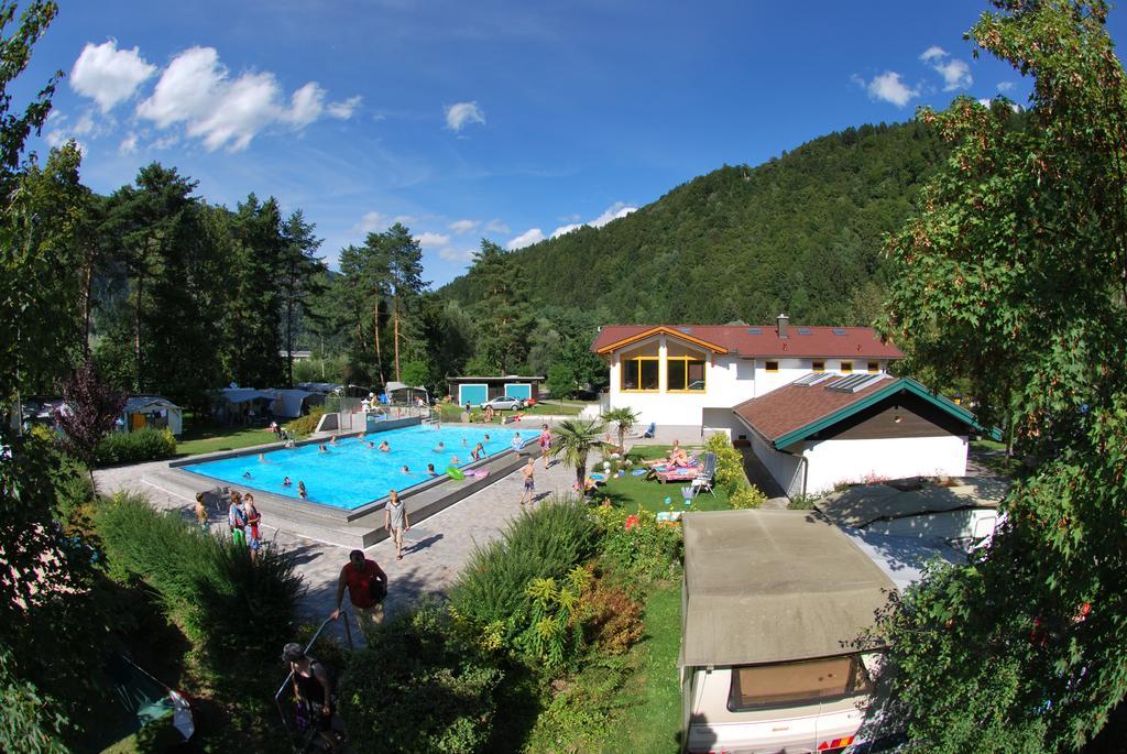 Schwimmbad Camping Mossler Hotel Döbriach Екстериор снимка